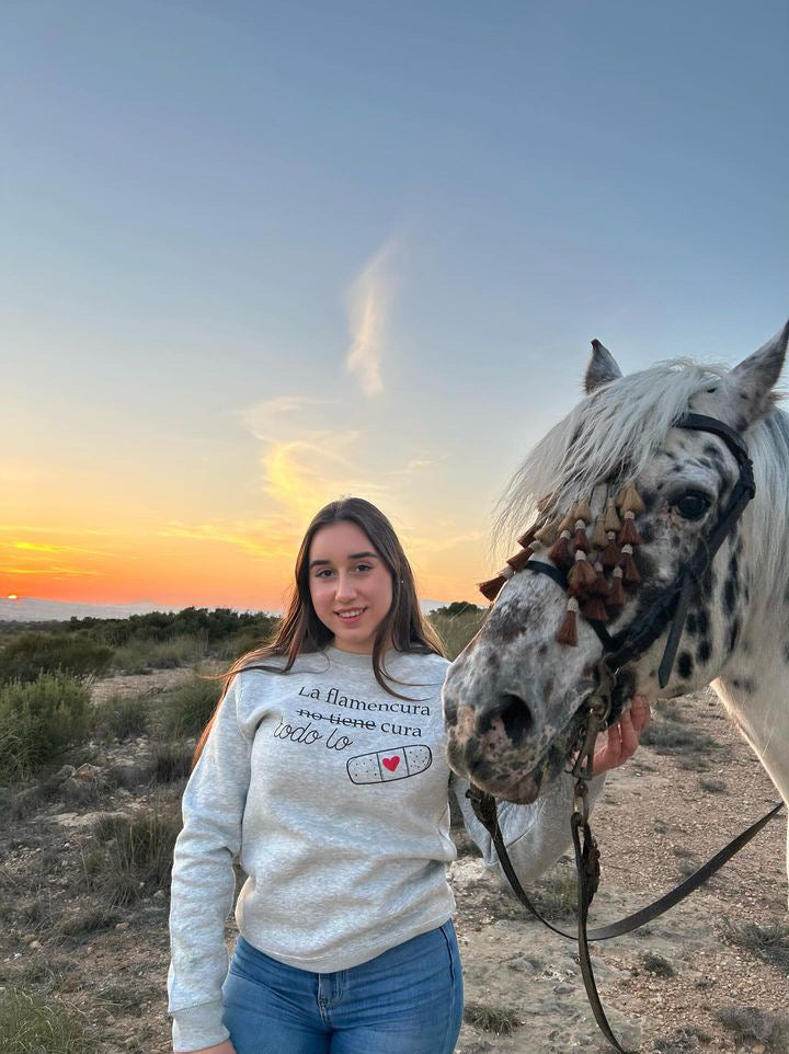 Sudadera La flamencura todo lo cura