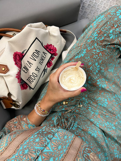 Bolso Beige En la vida todo se torea