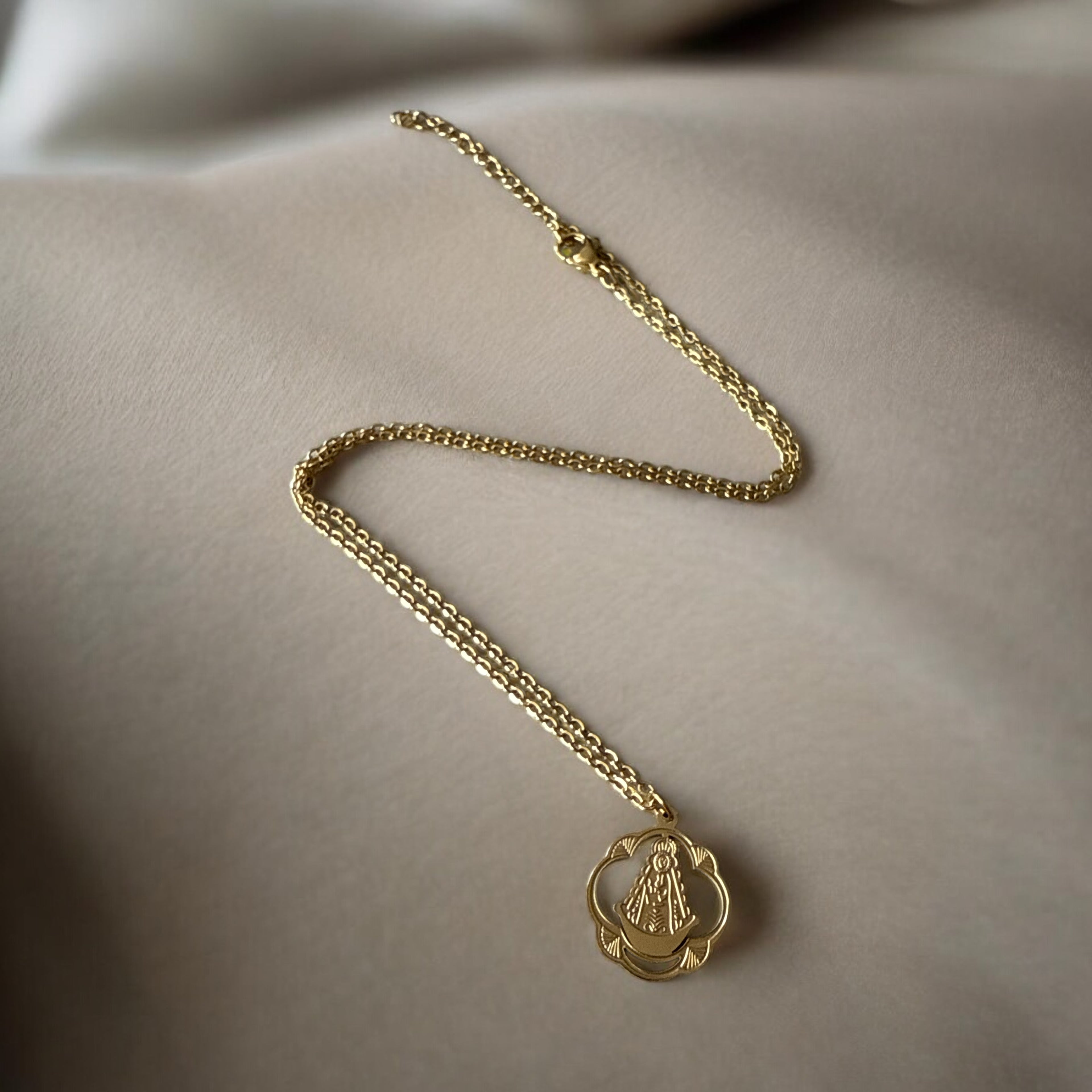 Colgante Orla Rocio Acero Dorado