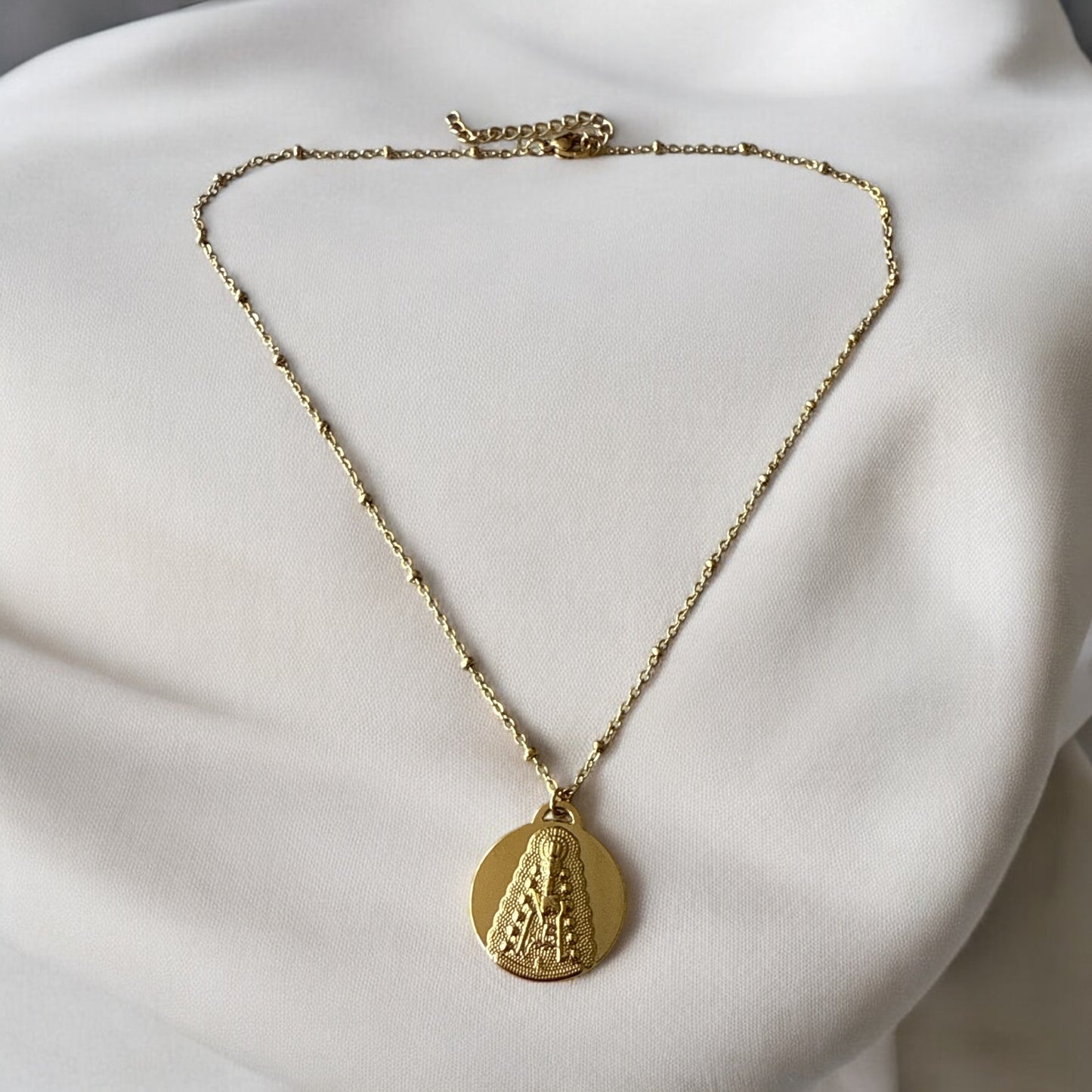 Colgante Virgen del Rocío Redonda